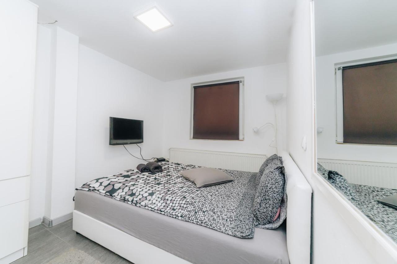 קרגיובאק Apartments Luka מראה חיצוני תמונה